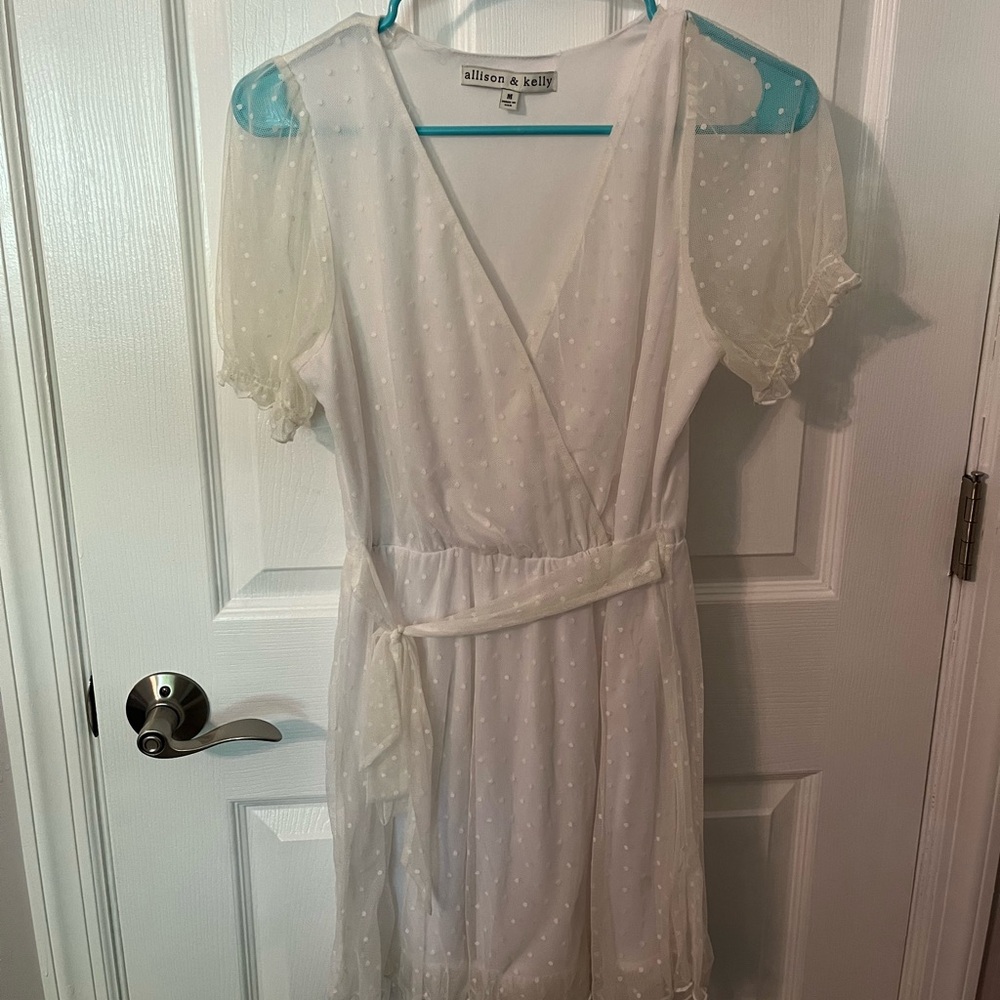 Allison & Kelly white dress